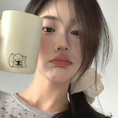 白桦林中的哨所